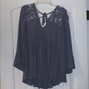 American Eagle long sleeve crochet flowy top
